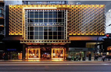 普洱门头设计与商业空间的纽带。